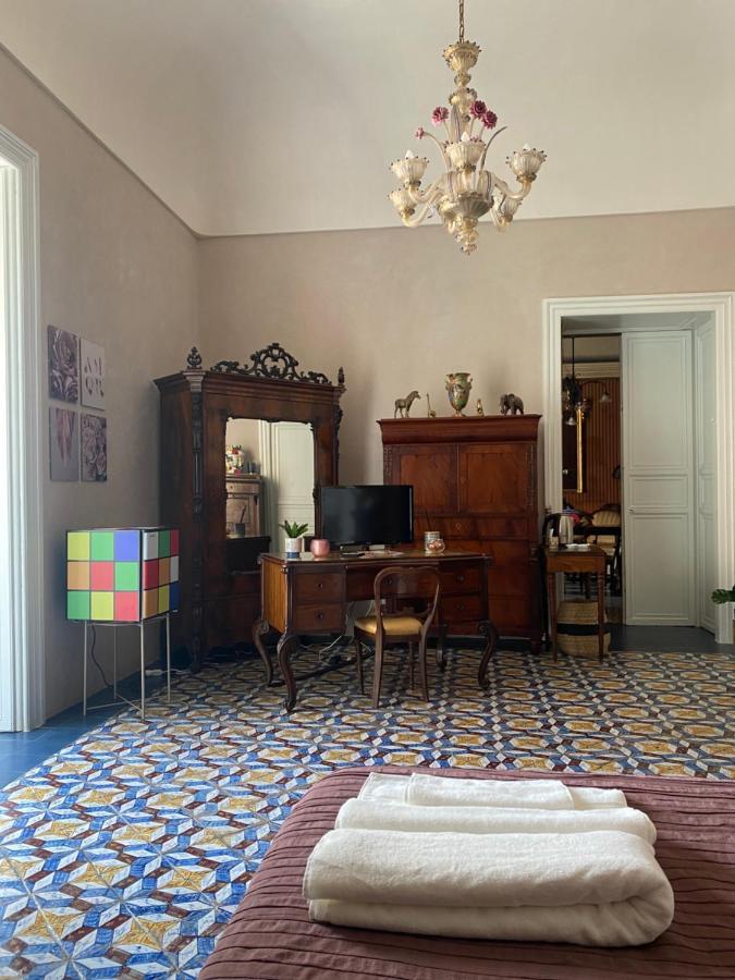 Palazzo Zappata Luxury Room Noto Centro Exterior photo